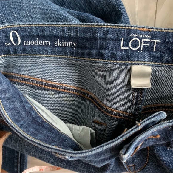 Ann Taylor LOFT Modern Skinny Low Rise Jeans Sz 0 - Picture 4 of 5